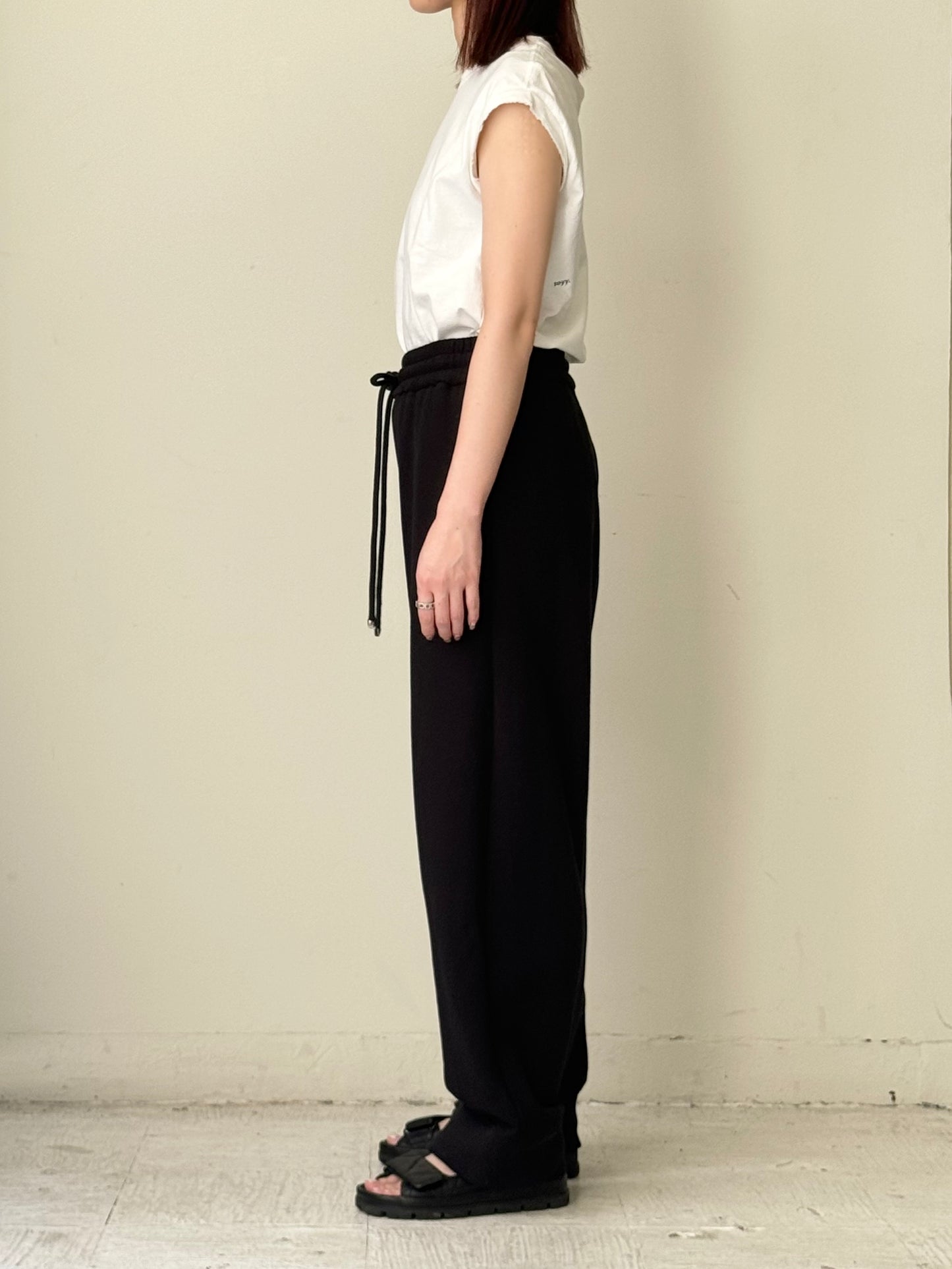 Urake ribcut pants