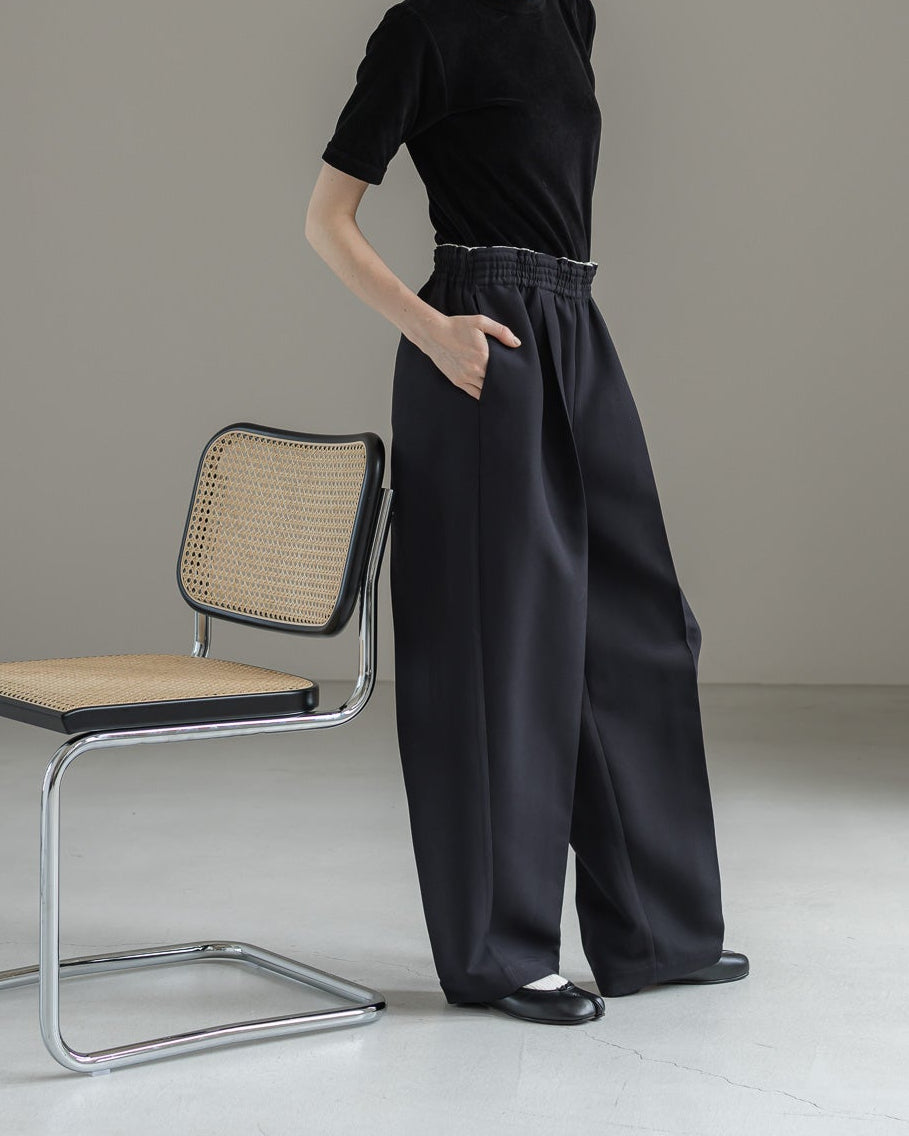 【PRE-ORDER】Gom Gurkha(black)