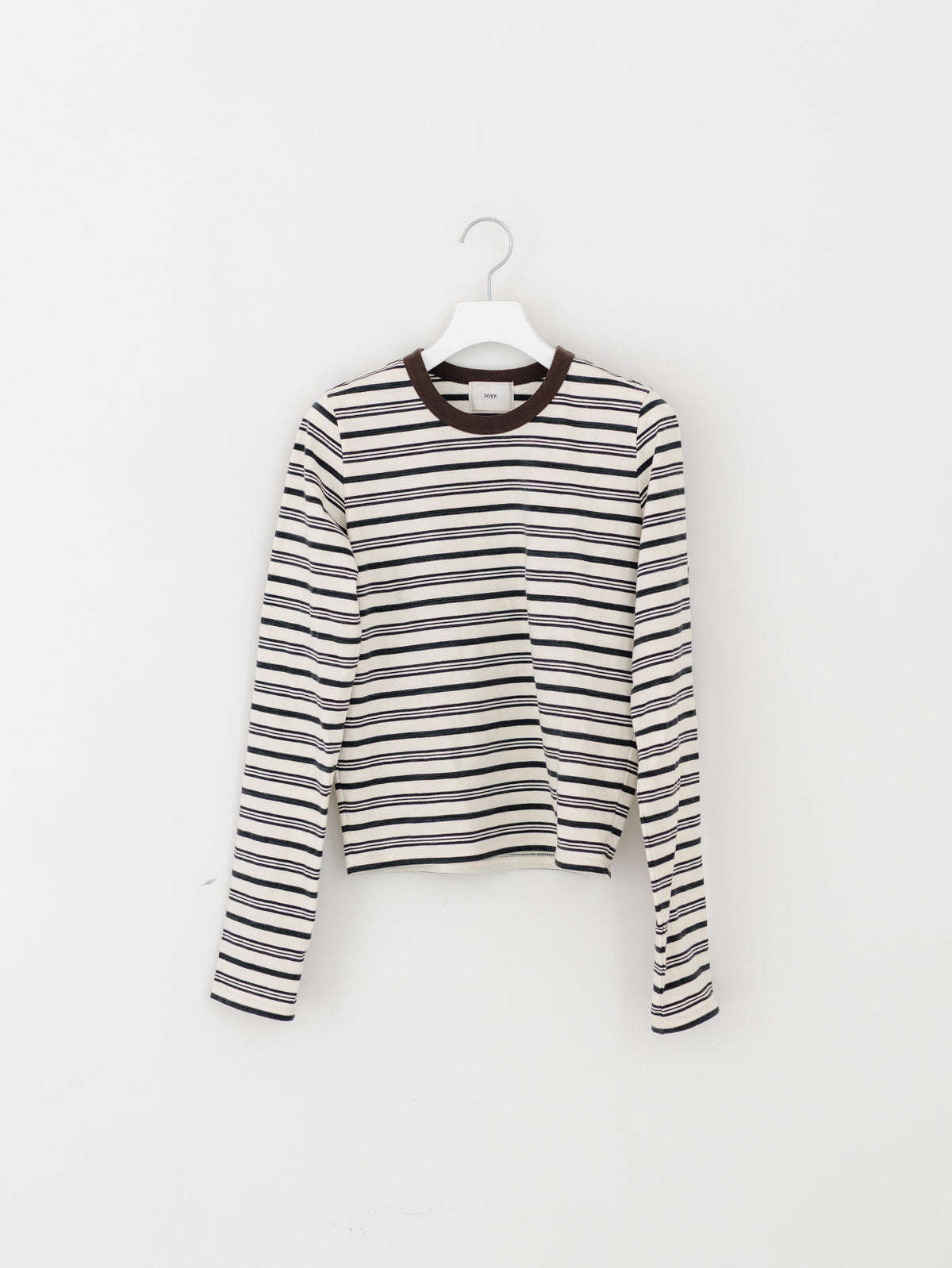 border(black)