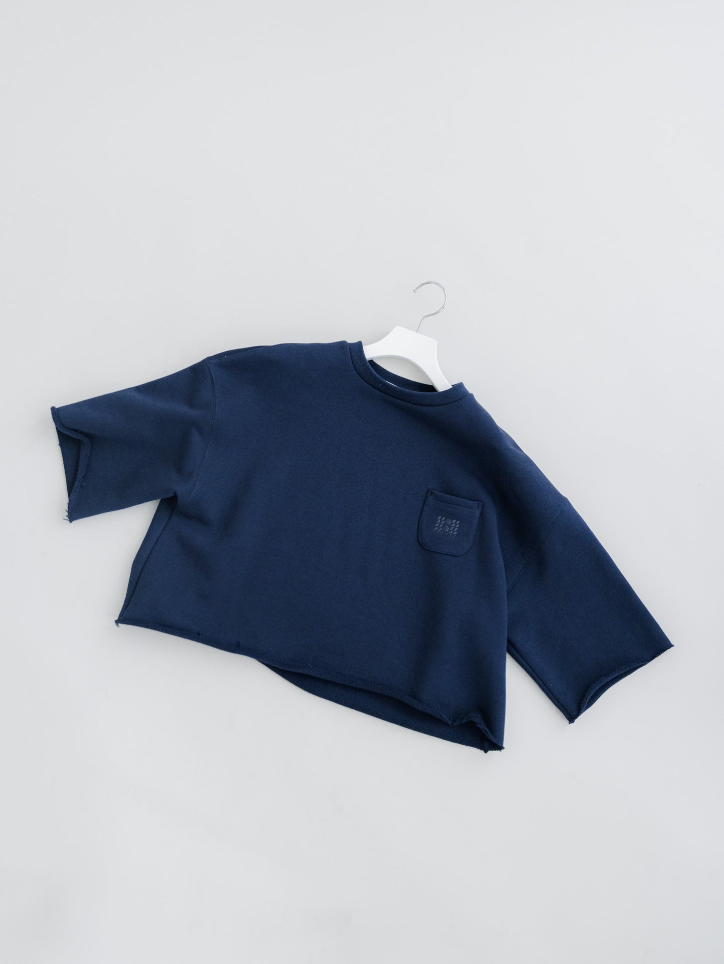 【PRE-ORDER】URAKE CROPPED TEE(navy)
