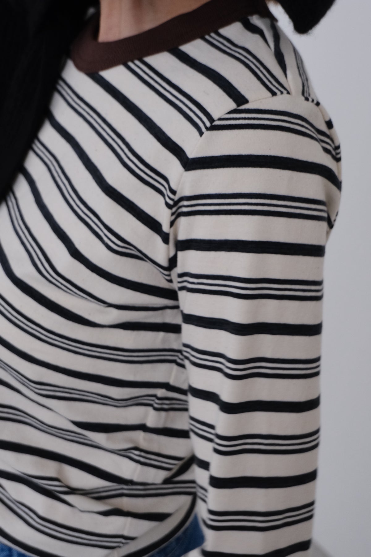 border(black)