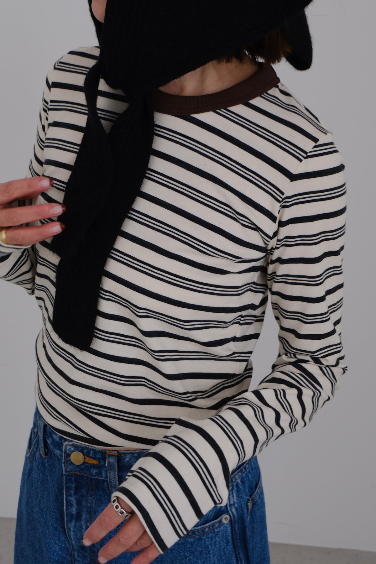border(black)