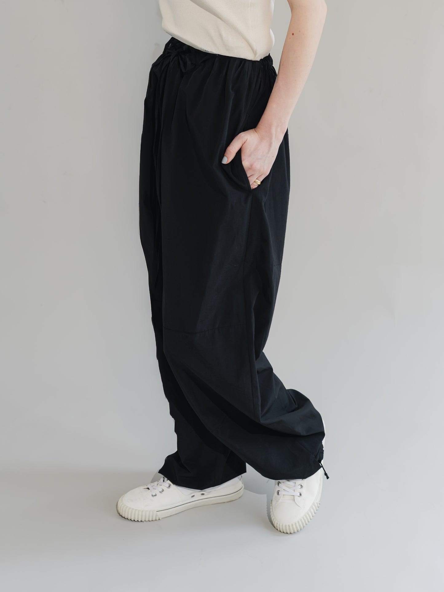 【PRE-ORDER】wind pants(black)