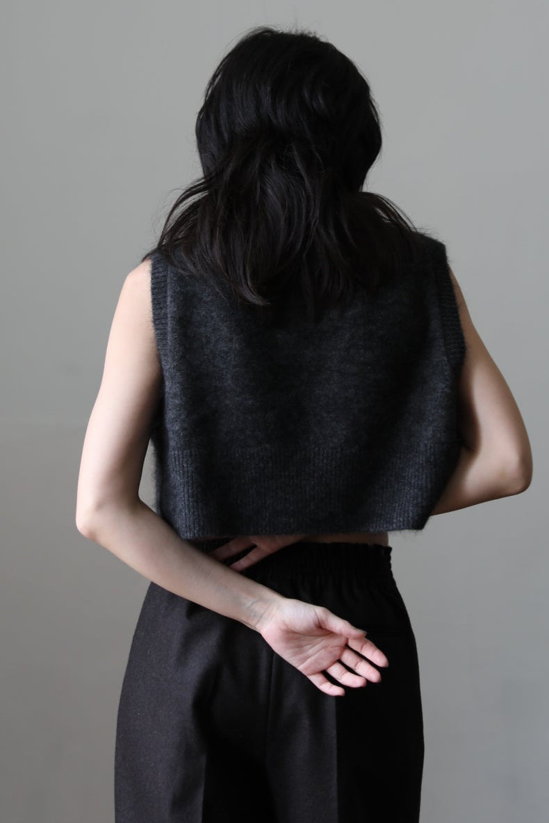 【PRE-ORDER】Minimal mohair vest(GRAY)
