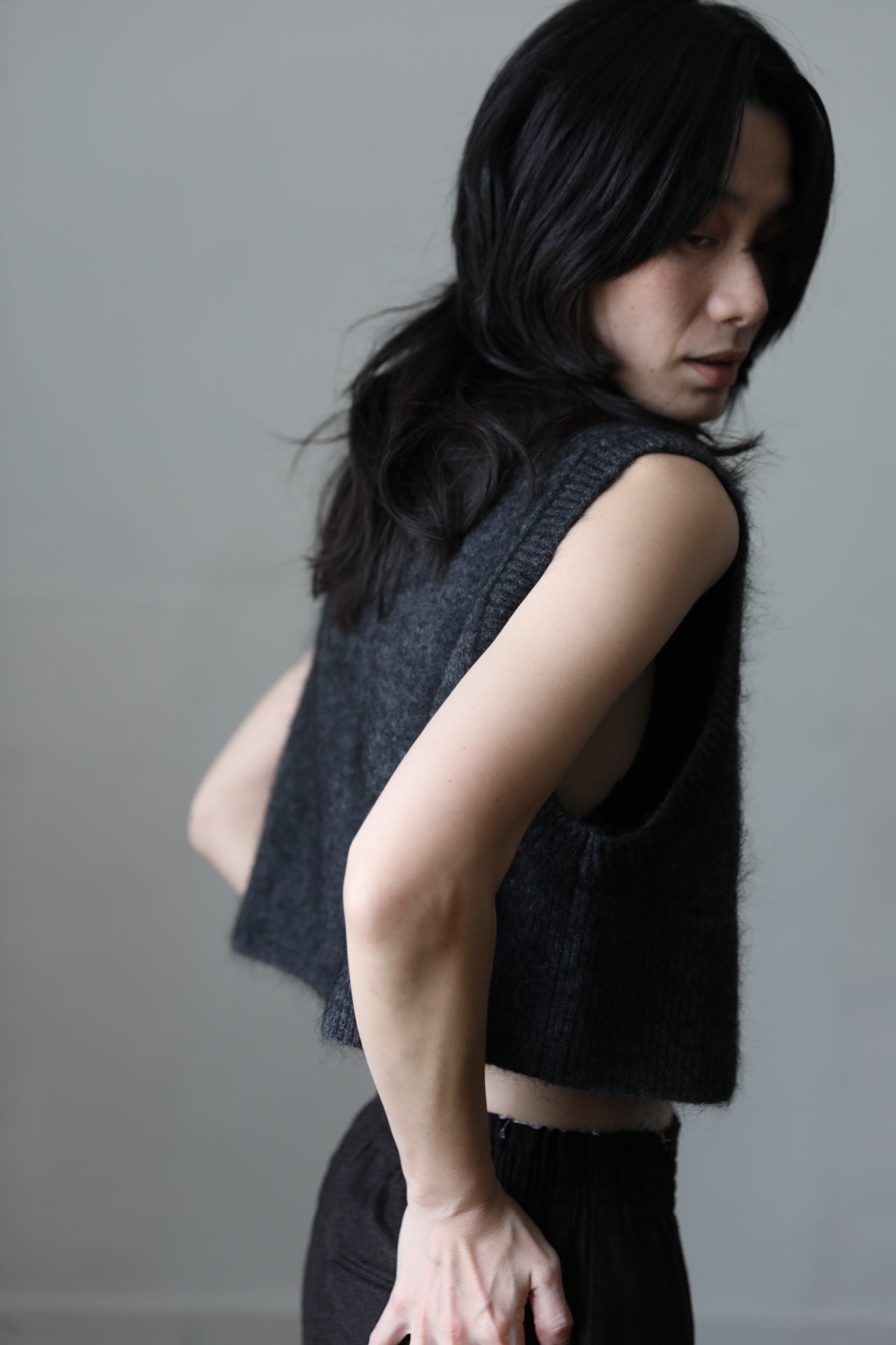 PRE-ORDER】Minimal mohair vest(GRAY) – soyy.online