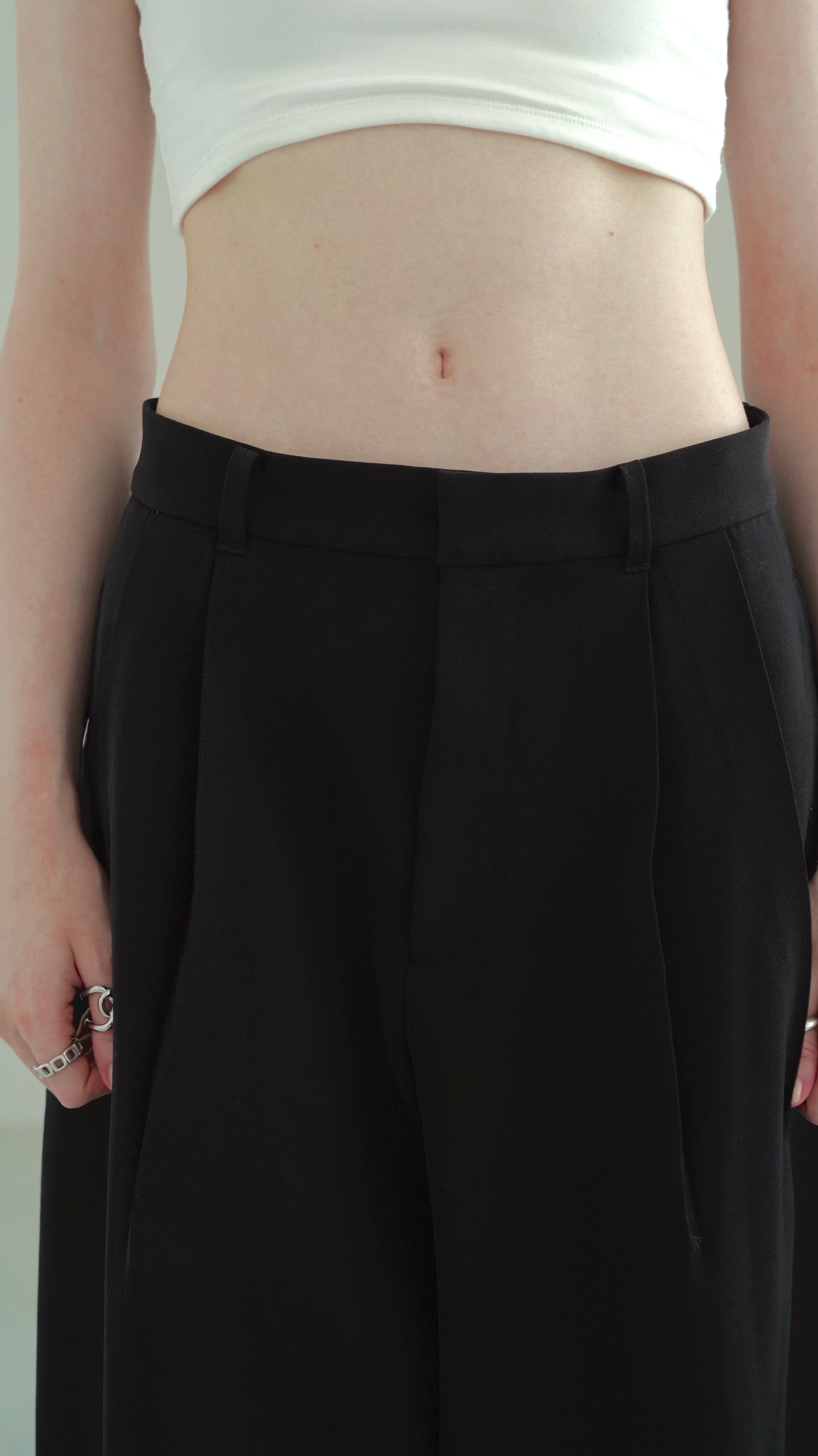 LANDING PANTS(BLACK) – soyy.online