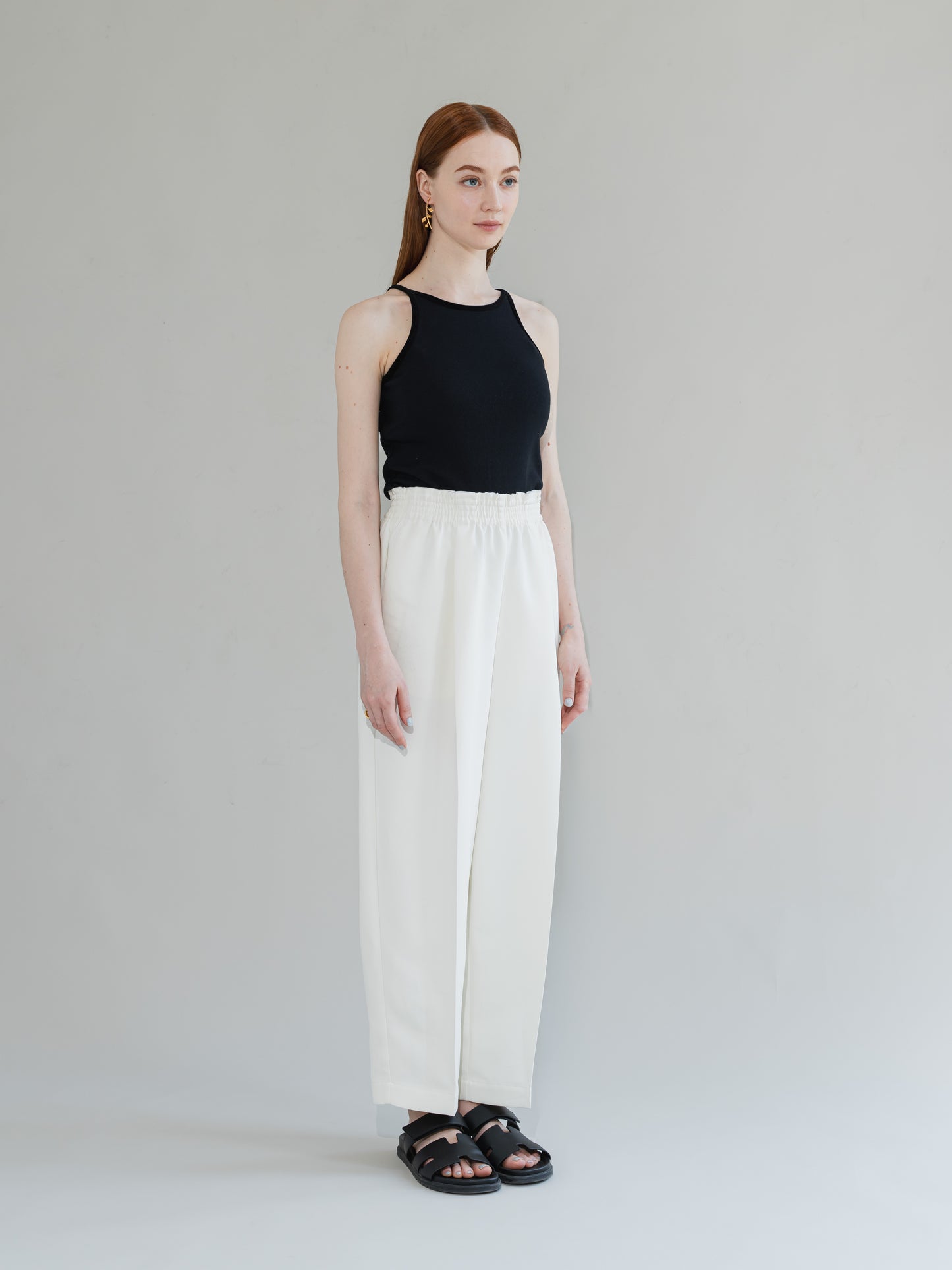 【PRE-ORDER】Gom Gurkha(white)