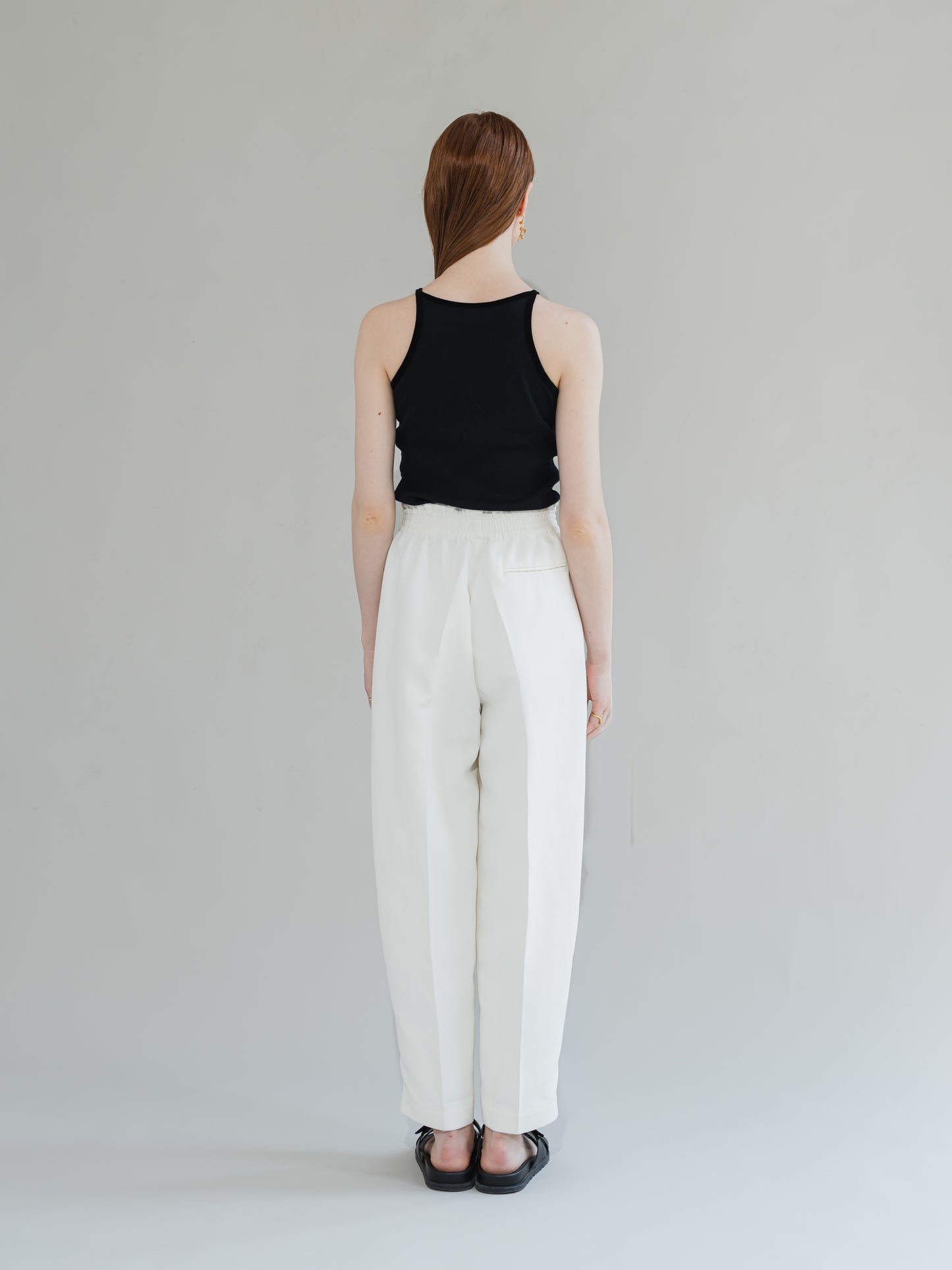 【PRE-ORDER】Gom Gurkha(white)