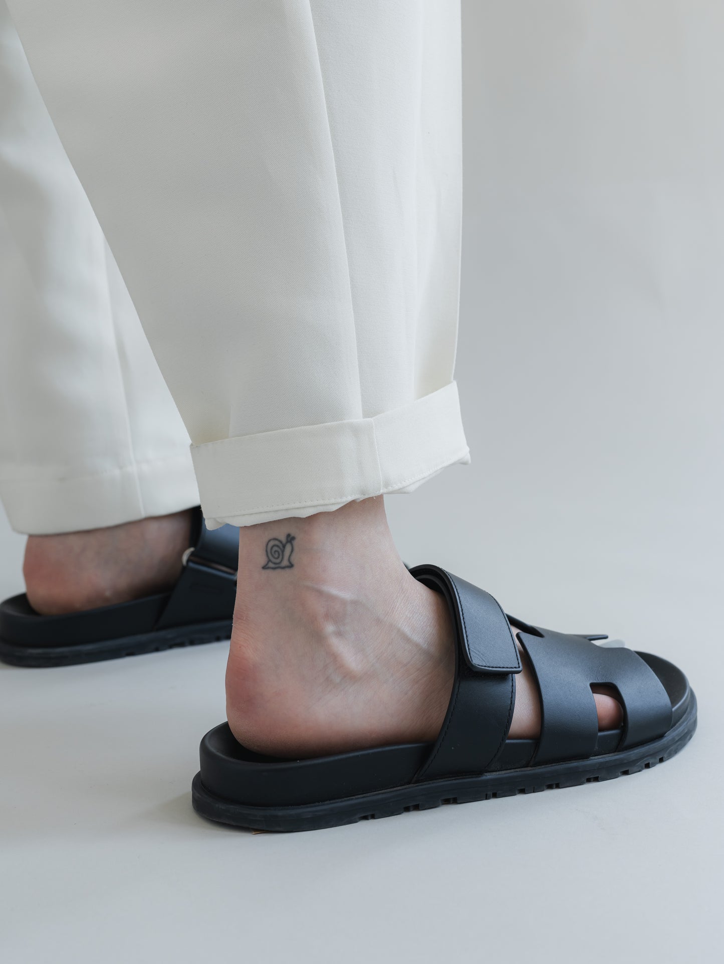 【PRE-ORDER】Gom Gurkha(white)