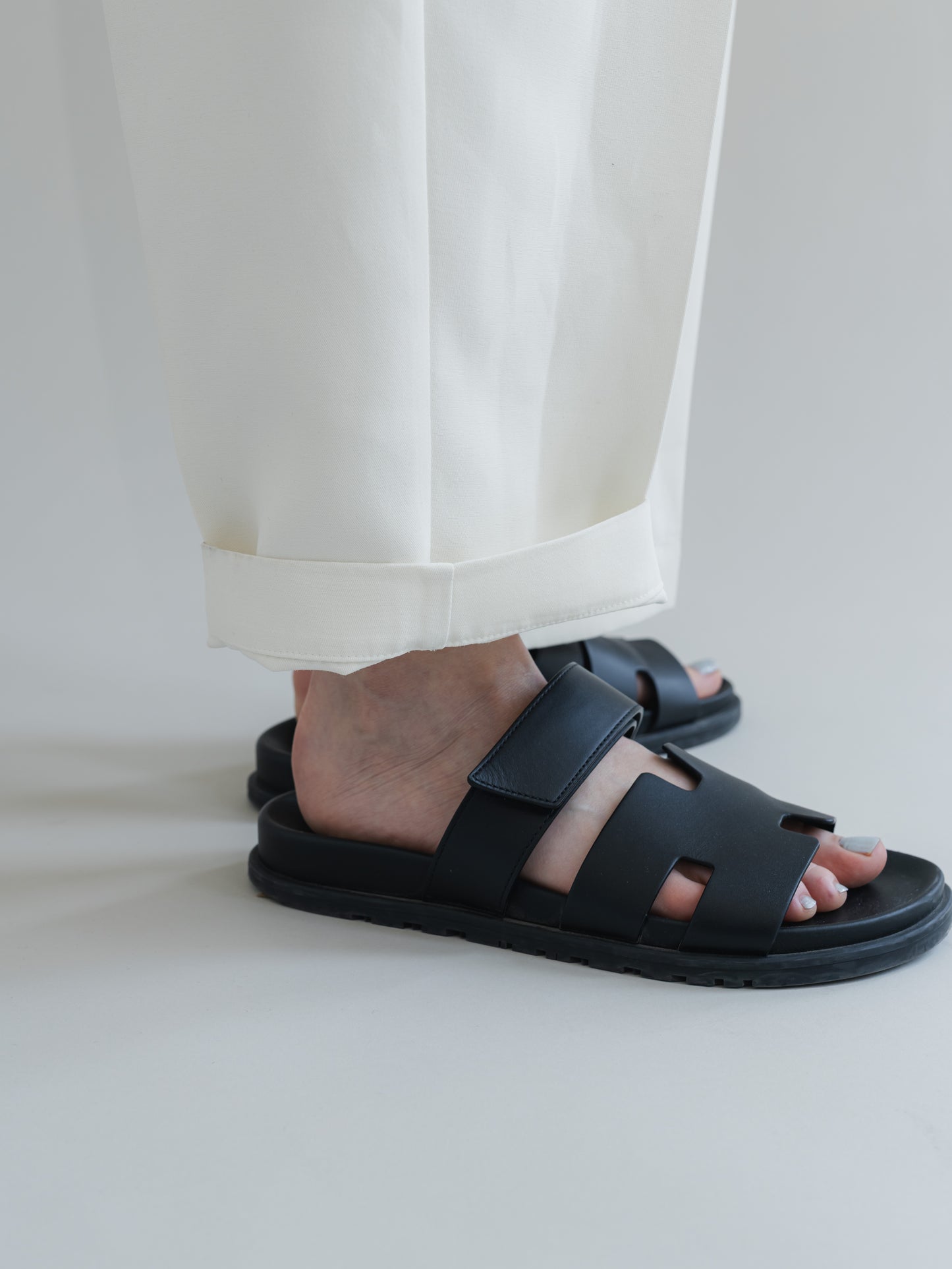 【PRE-ORDER】Gom Gurkha(white)