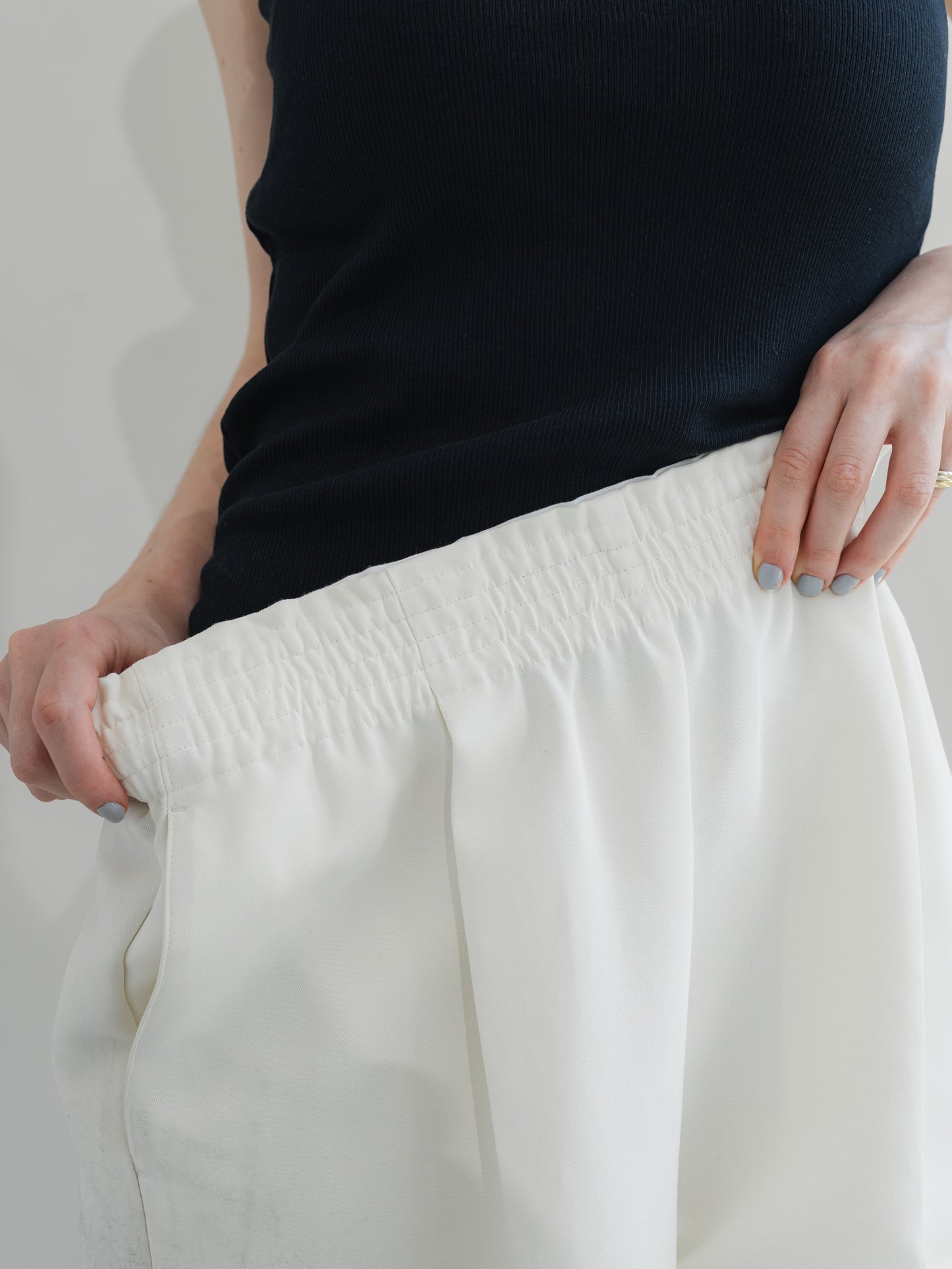 【PRE-ORDER】Gom Gurkha(white)