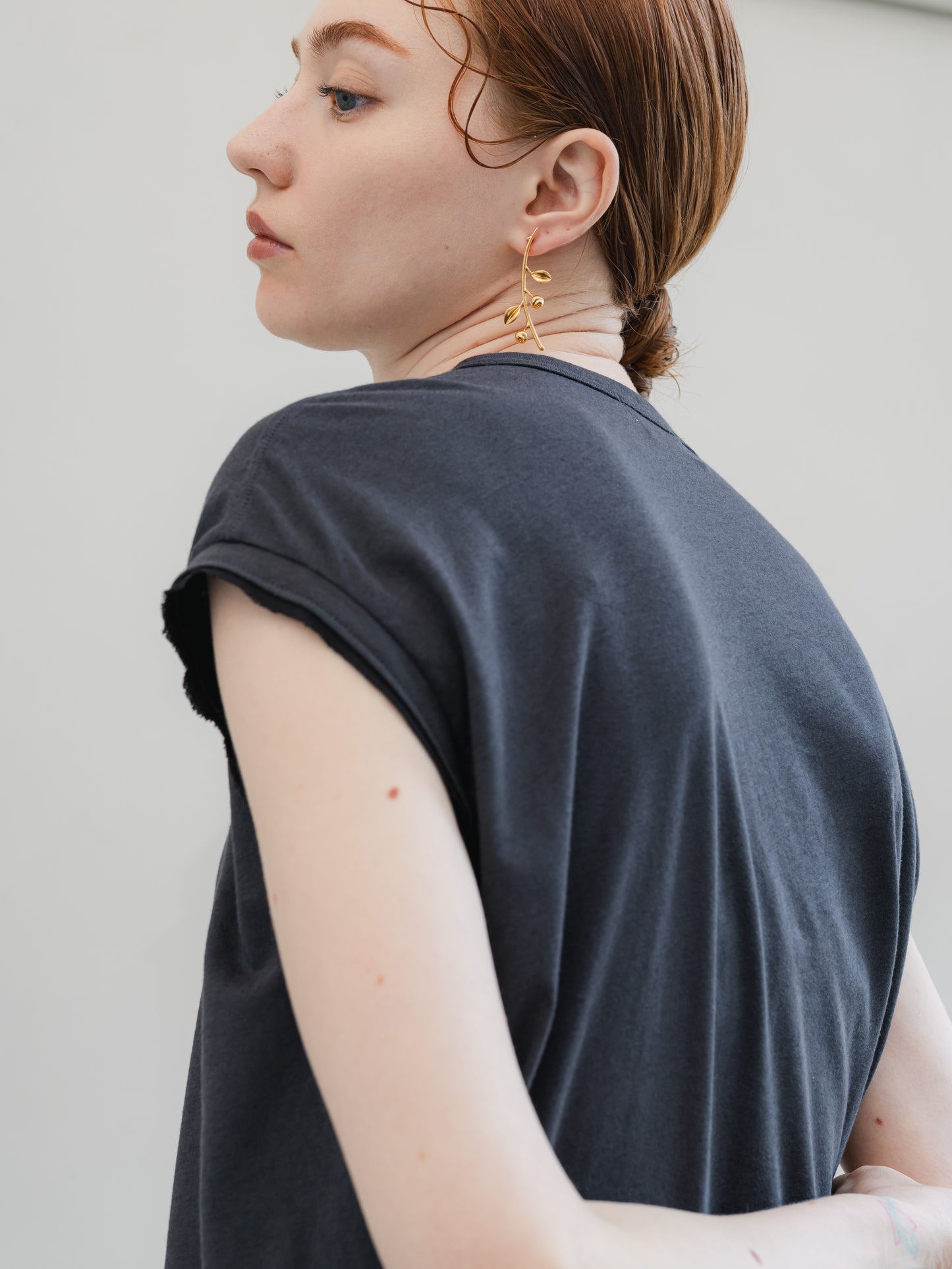 【PRE-ORDER】N.S.T(charcoal)