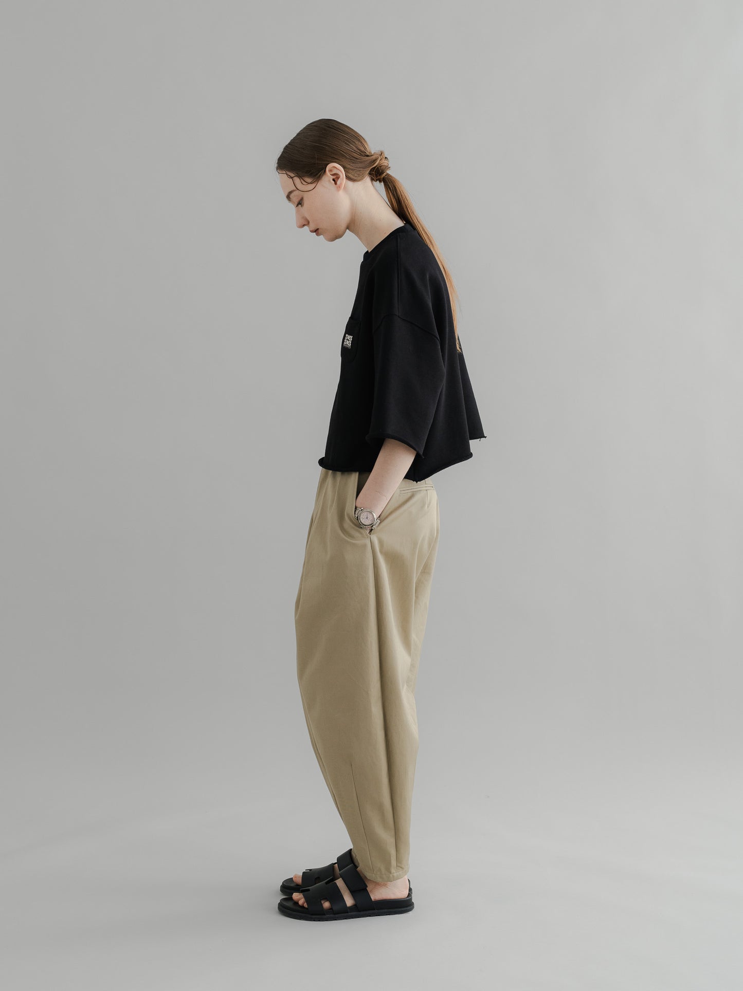 【PRE-ORDER】URAKE CROPPED TEE(black)