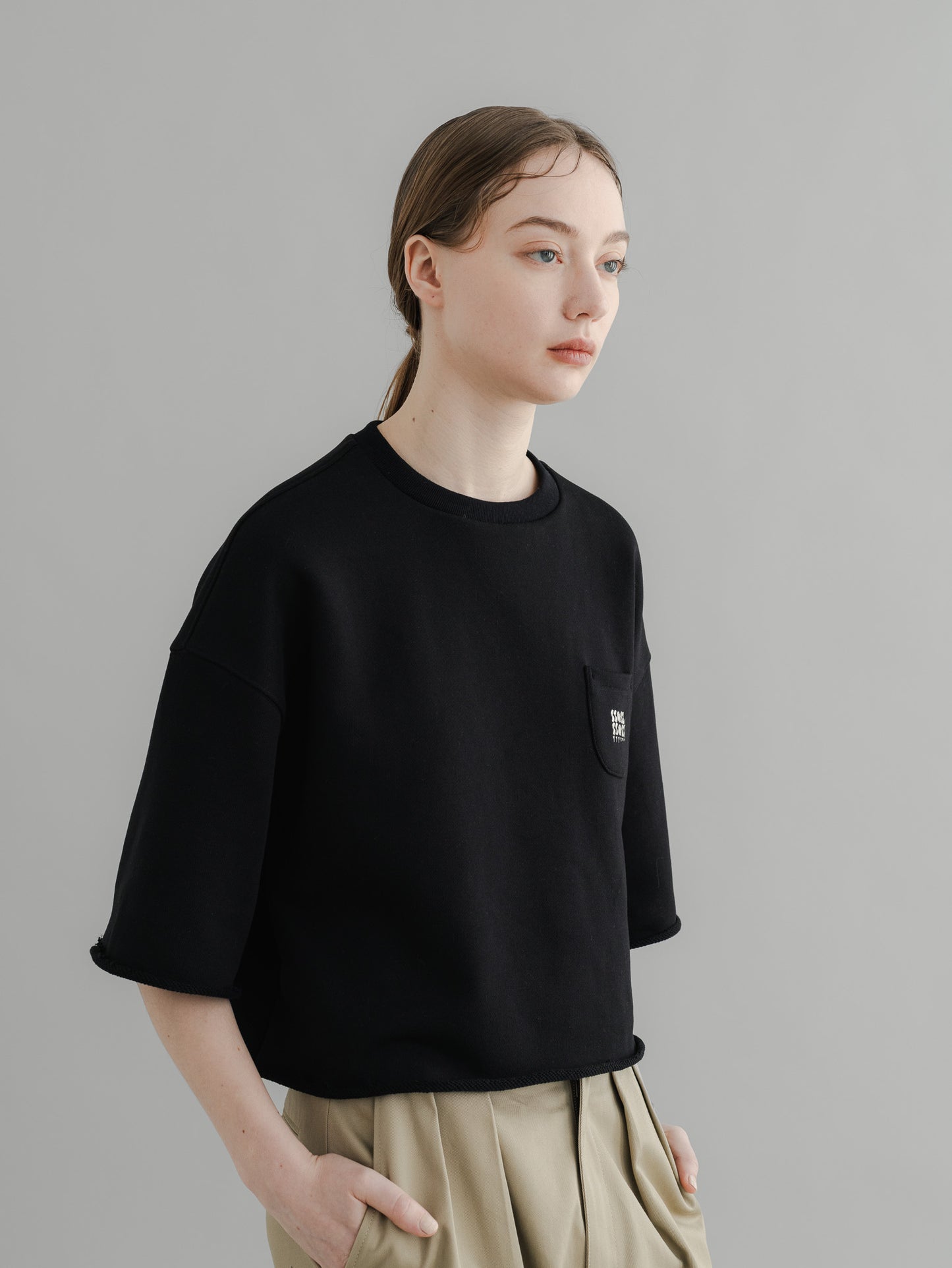 【PRE-ORDER】URAKE CROPPED TEE(black)