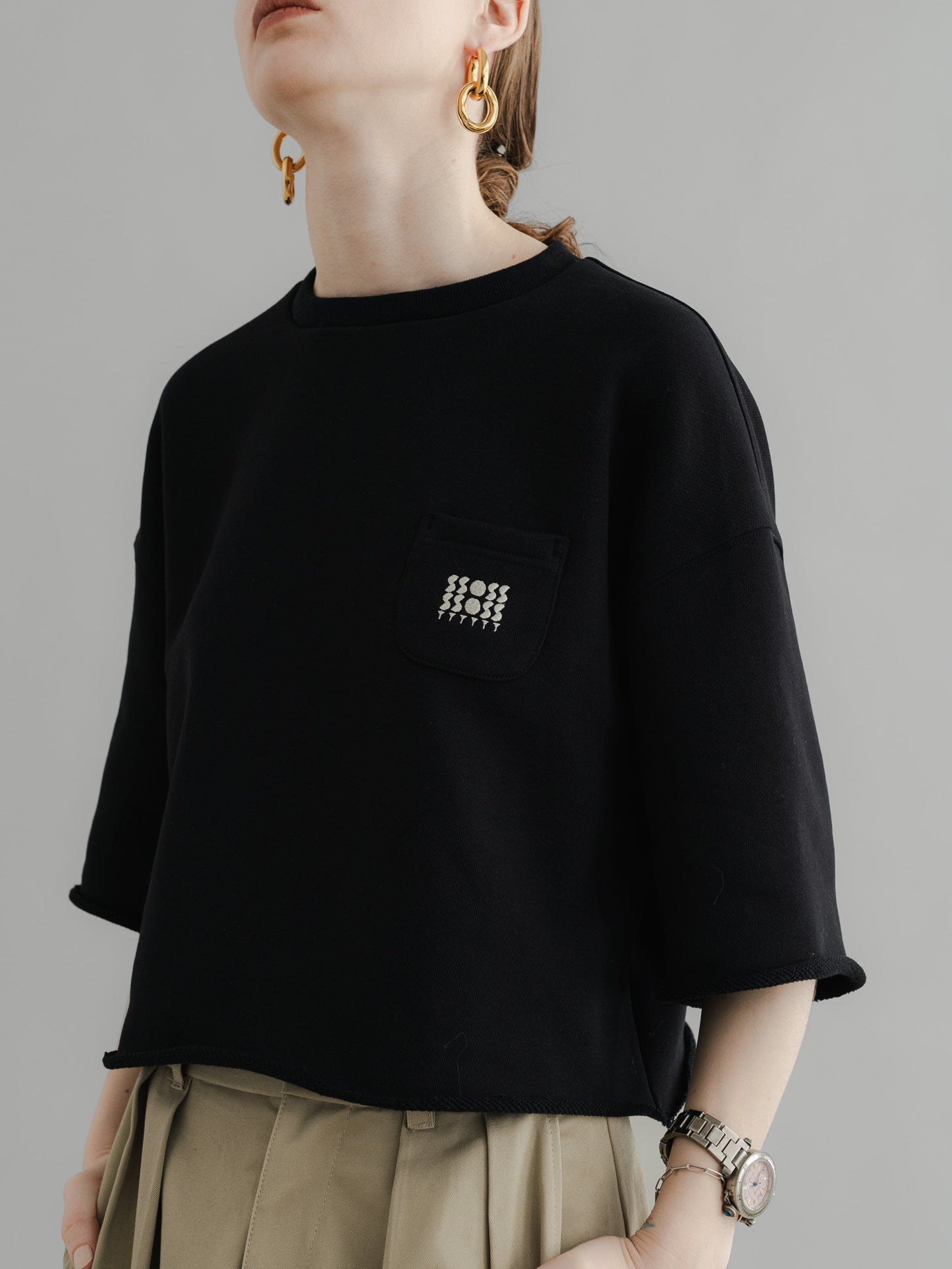 【PRE-ORDER】URAKE CROPPED TEE(black)