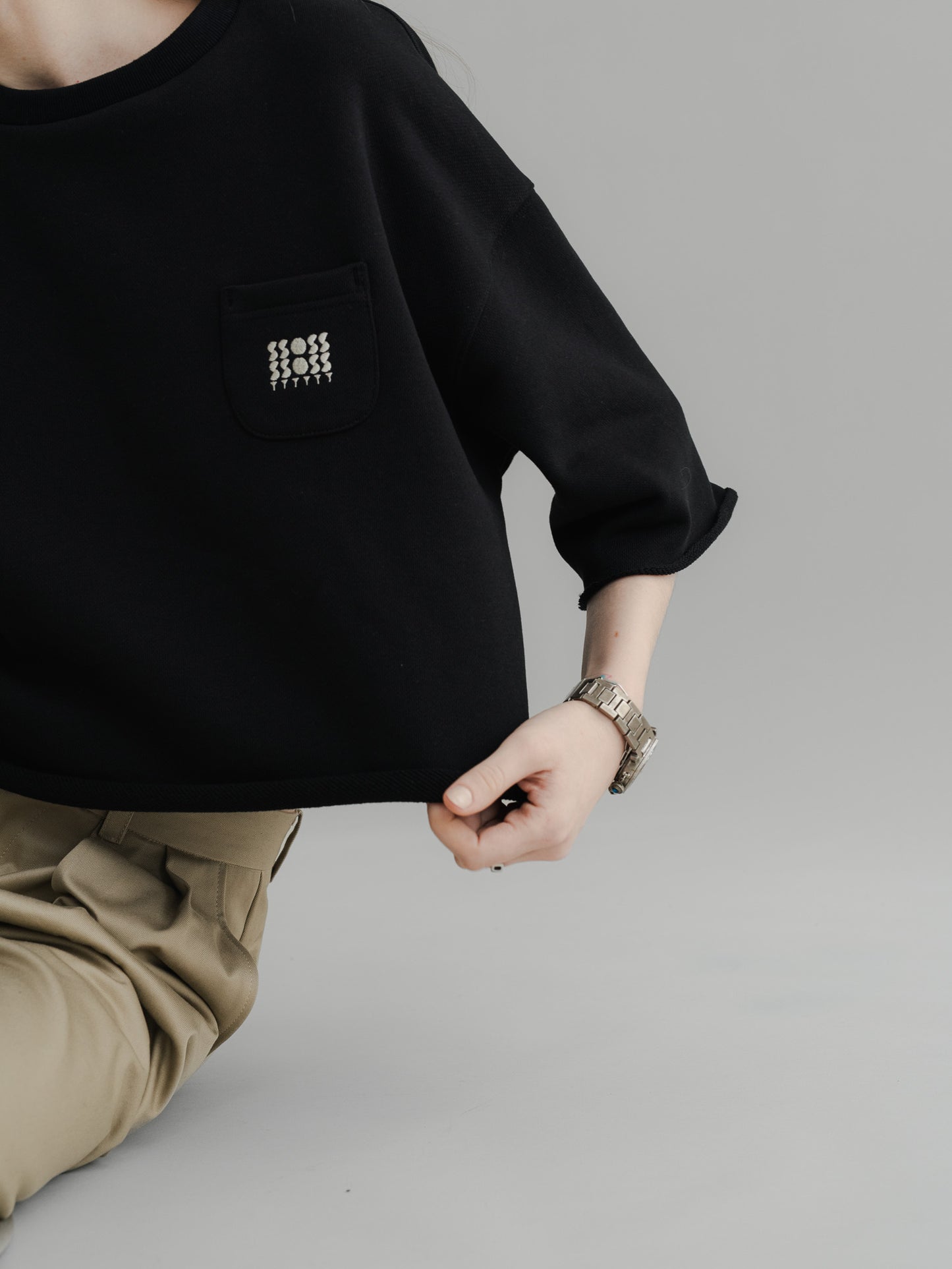 【PRE-ORDER】URAKE CROPPED TEE(black)