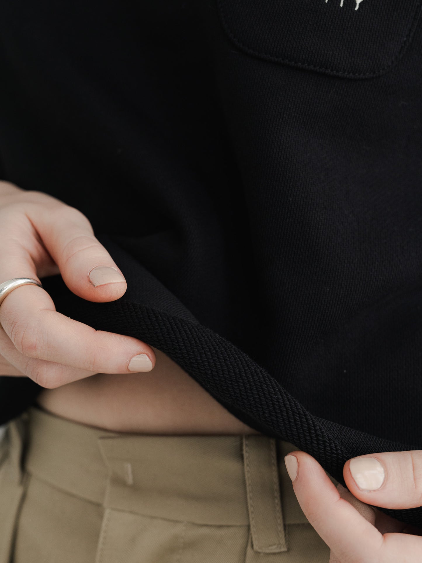 【PRE-ORDER】URAKE CROPPED TEE(black)