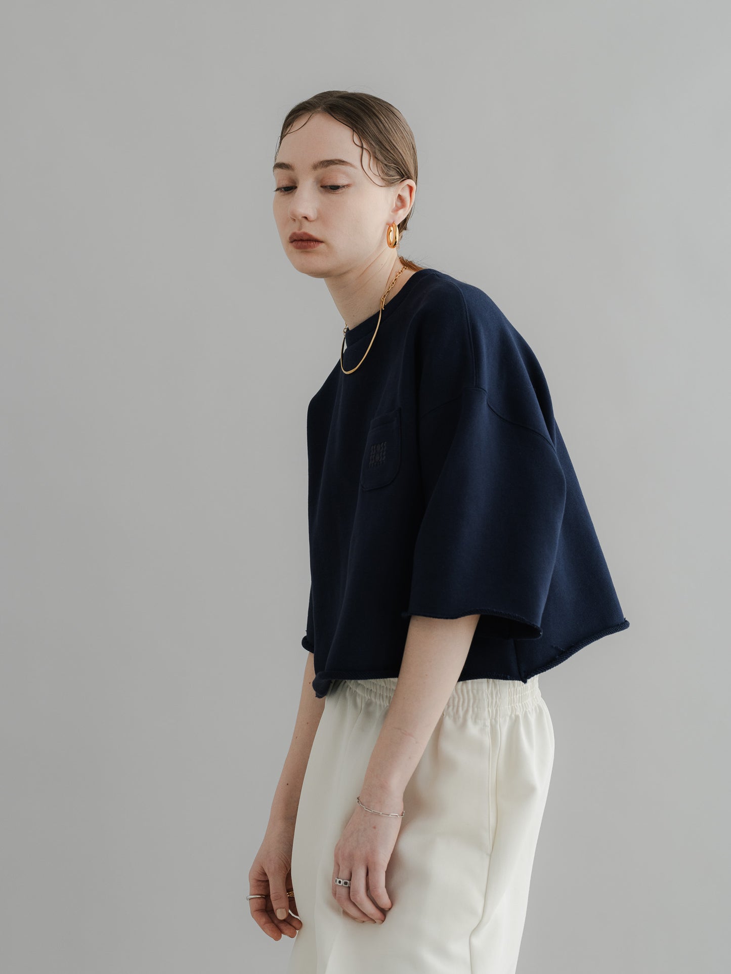 【PRE-ORDER】URAKE CROPPED TEE(navy)