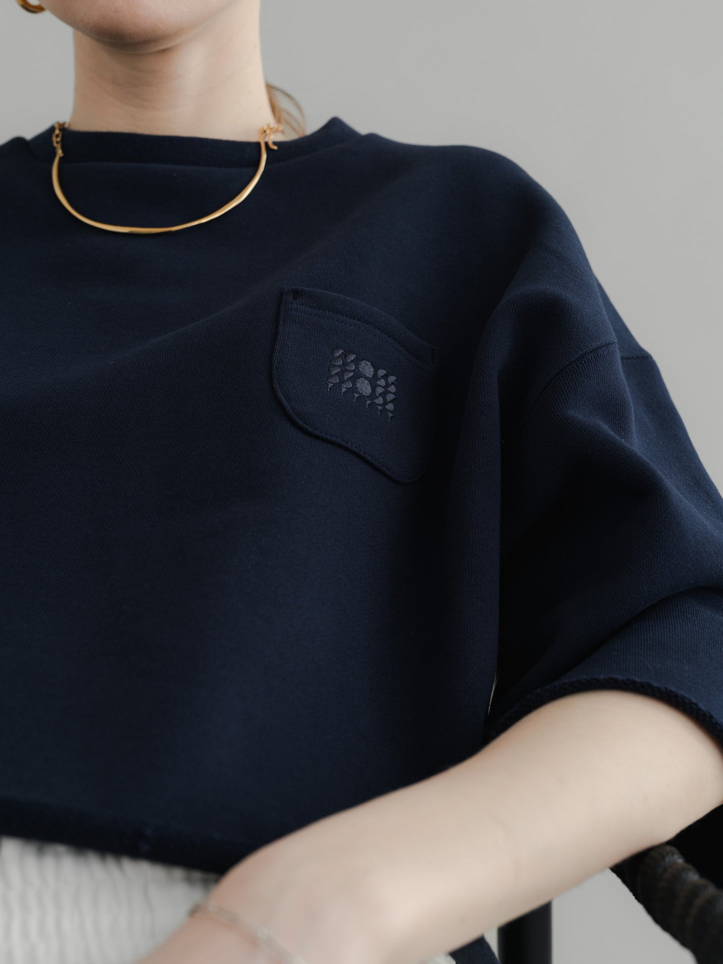 【PRE-ORDER】URAKE CROPPED TEE(navy)