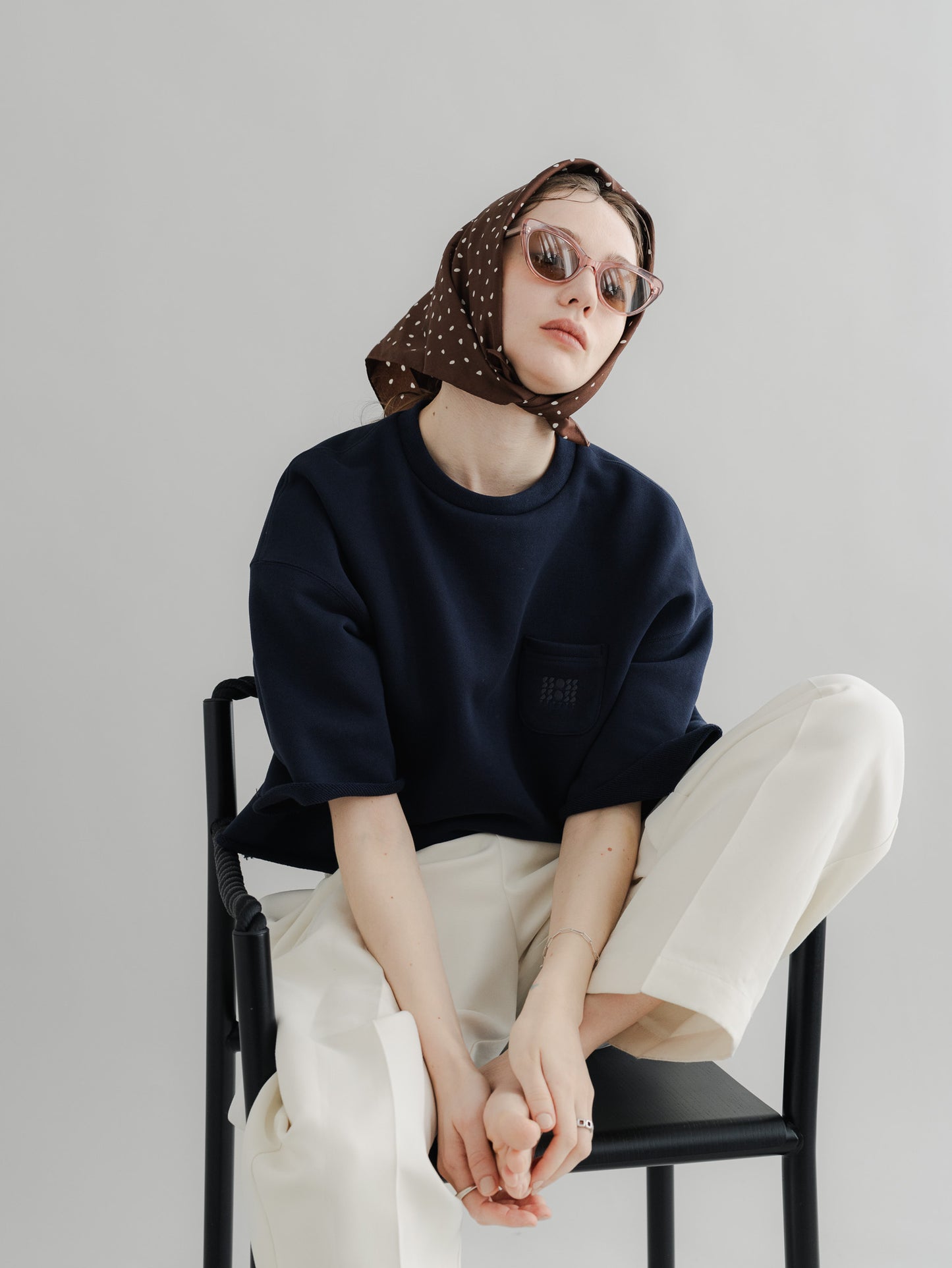 【PRE-ORDER】URAKE CROPPED TEE(navy)