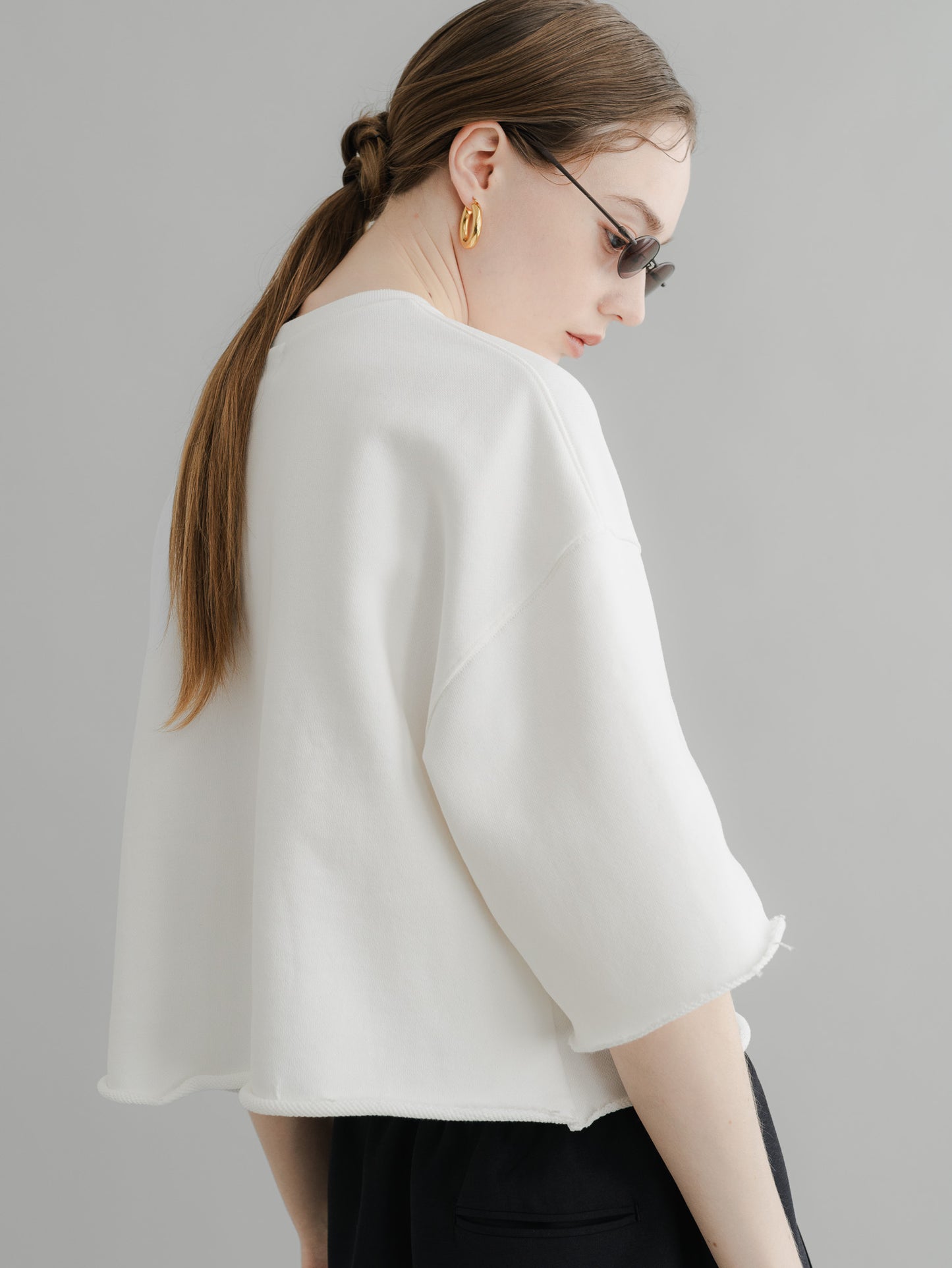 【PRE-ORDER】URAKE CROPPED TEE(white)