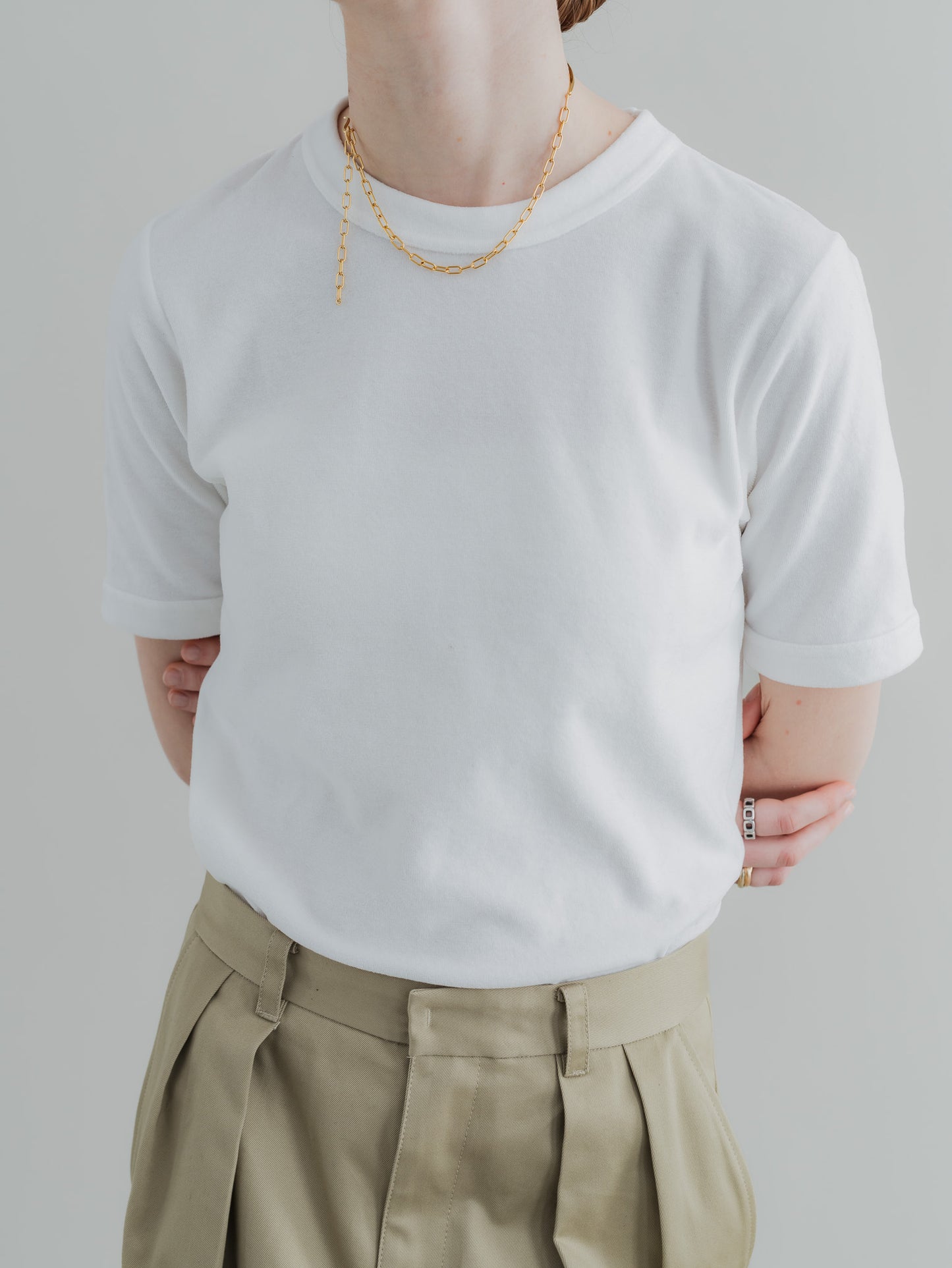 【PRE-ORDER】VLOUR TEE(WHITE)