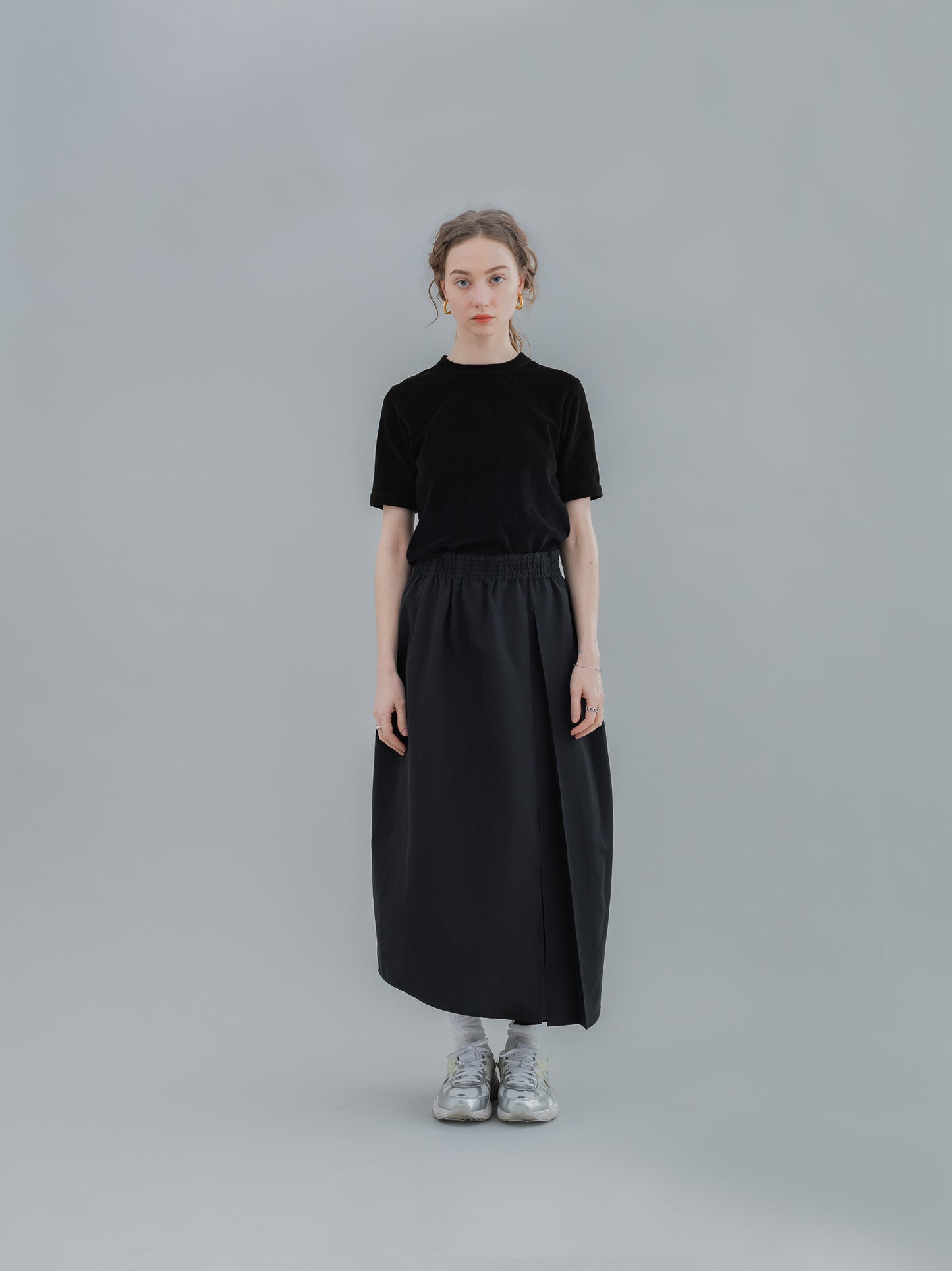 【PRE-ORDER】VLOUR TEE(BLACK)